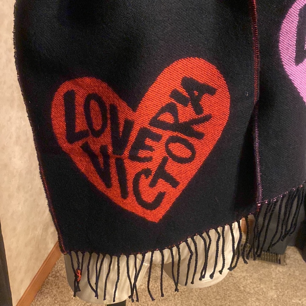Victoria Secret Scarf - Picture 3 of 3